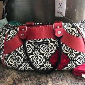 Petunia pickle bottom weekender